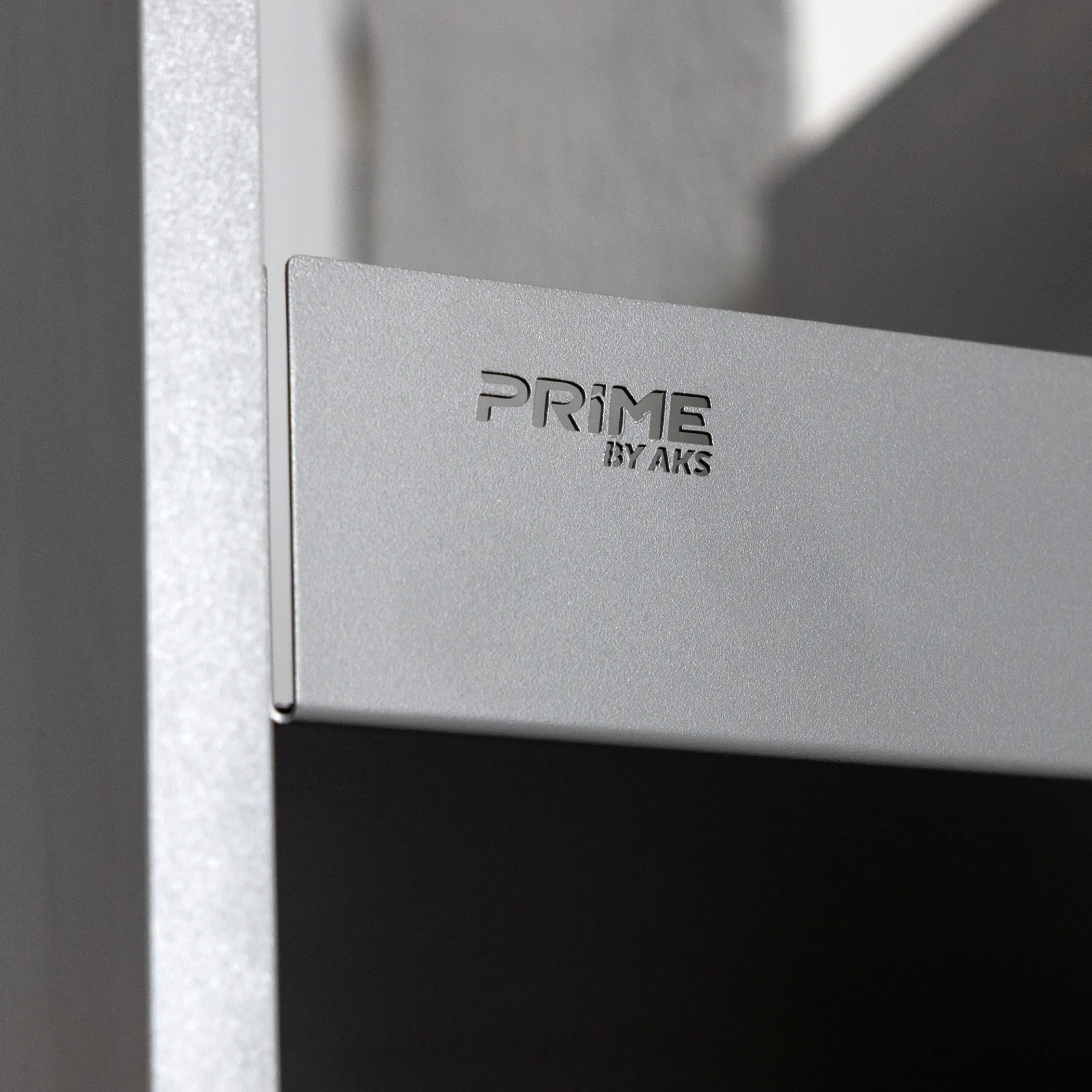 Выдвижная корзина 600 ICON, графит PRIME by AKS