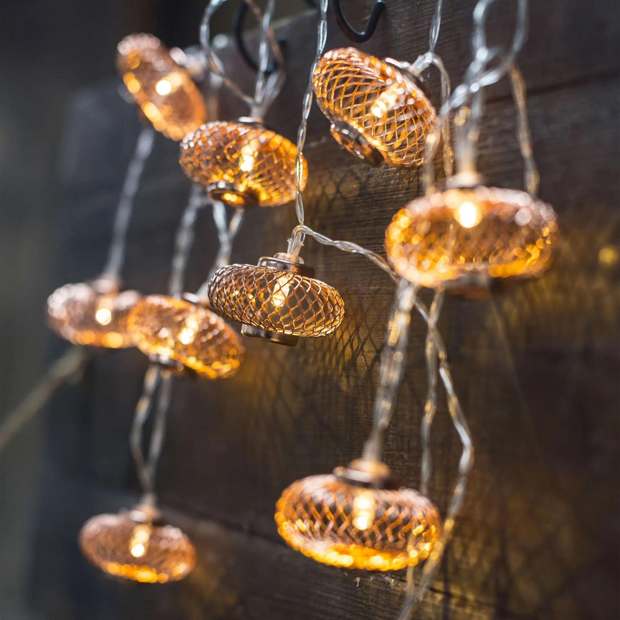 Светодиодная гирлянда AKS тип 3 ( Фонарики 10LED, 1.65м, 2АА )