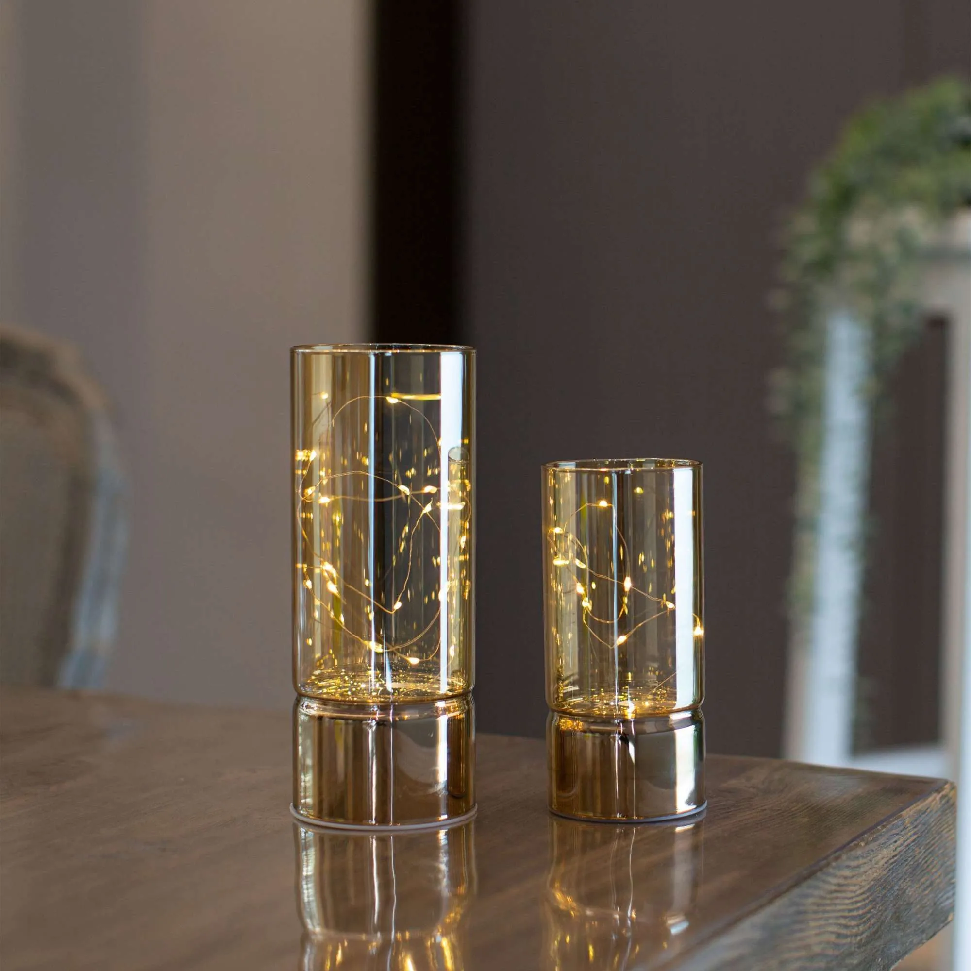 Светодиодный декор AKS тип 1 ( К-т Ваз 7х15см+8х20см, 10LED+20LED, 2АА+3АА )