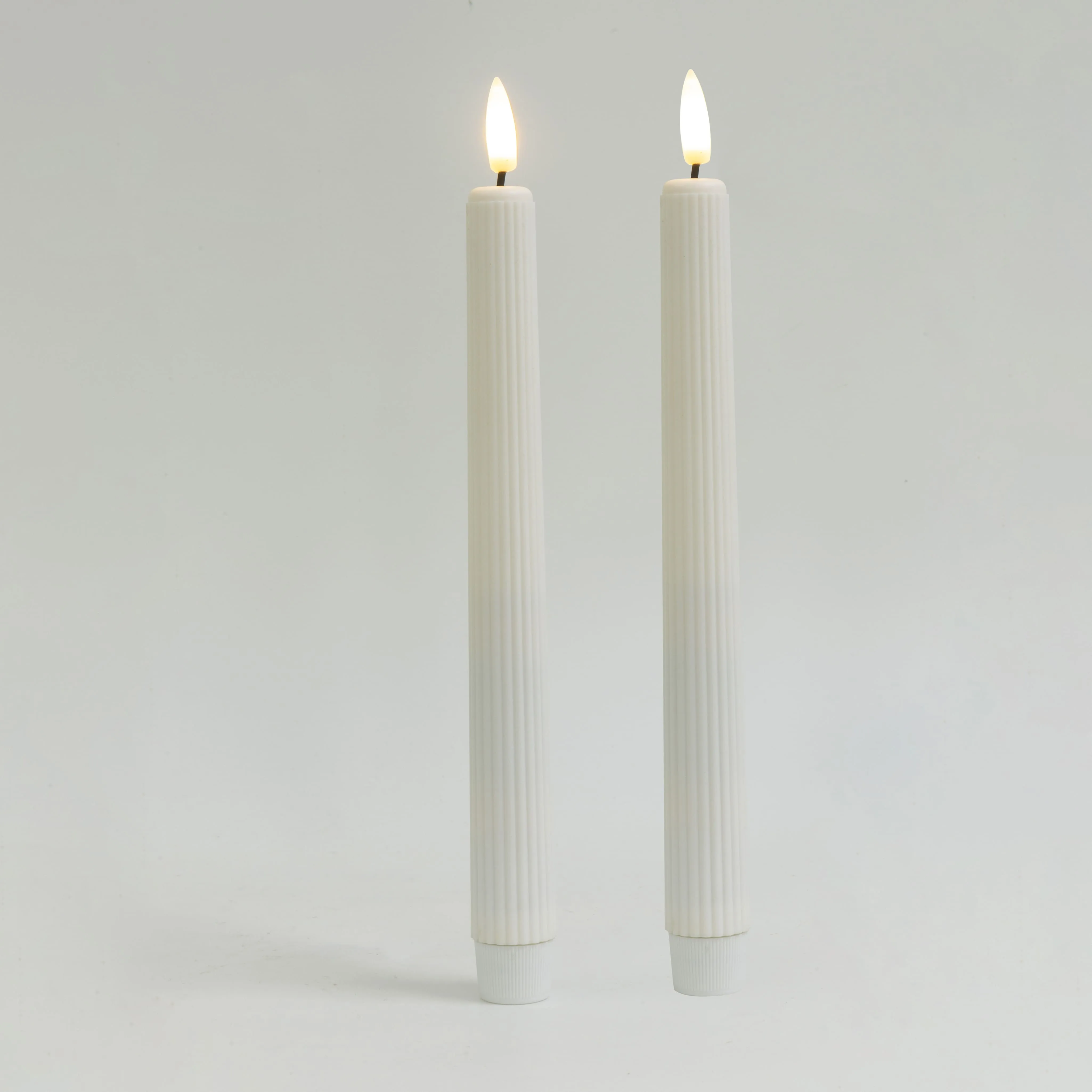 Комплект из электронных свечей AKS тип 2 ( 2 свечи 2.4х25.3см 1LEDх2, 2ААх2 )